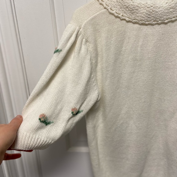 Vintage Short Sleeve Rose Sweater Size Large - Picture 5 of 6